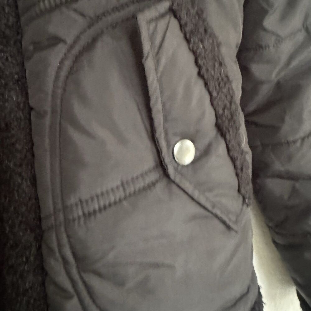 Maralyn & Me Hooded Black Puffer Jacket Quilted Women’s (Junior) Size M - Picture 4 of 16